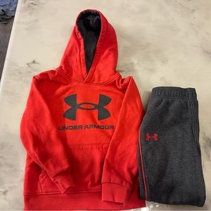 Under Armour size 6 matching set